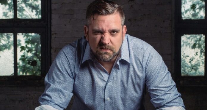 Je to zlý šéf, zlý až do špiku kosti...