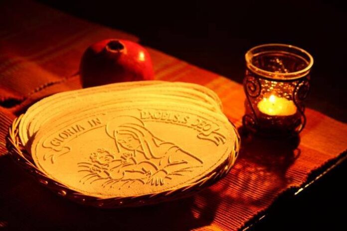 Andrea Trávničková: A lej to Panenke Márii na bradu!