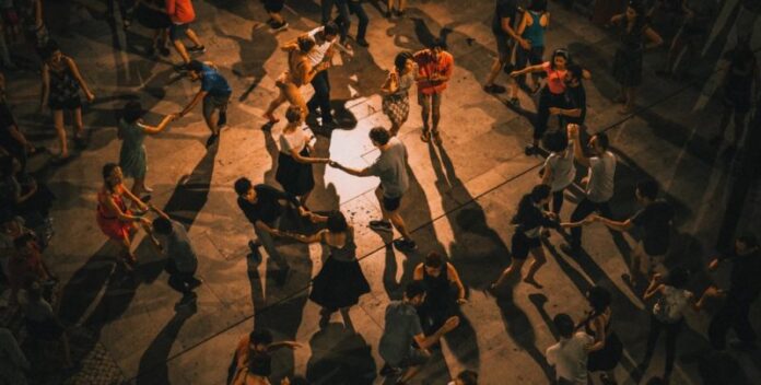 Ako aktívne využiť jesenné večery spolu s vaším partnerom?