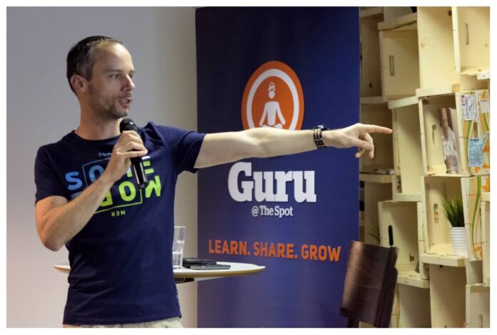 Sedieť pri počítači a spaľovať vďaka hnedému tuku? Dá sa to