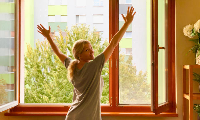 Prečo vstávanie na prvé zvonenie budíka zmení váš život?