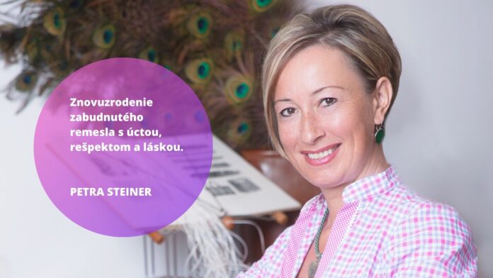 Oživila zabudnuté remeslo brkového výšivkárstva