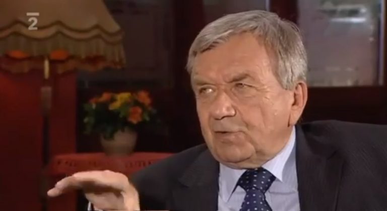 Pitie malého množstva vína je zdraviu prospešné