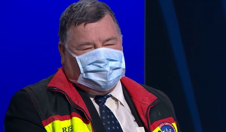 Profesor Krčméry hovorí: Otužilci prežijú koronavírus bez obáv!