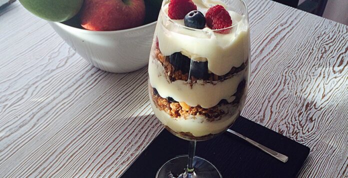 Domáca granola na raňajky je zdravá