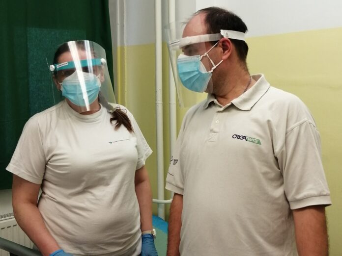 Dobrovoľníci na covid oddelení