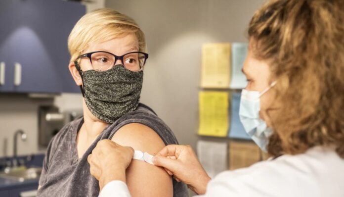 Necelé dva týždne po zaočkovaní zomrela 38-ročná učiteľka