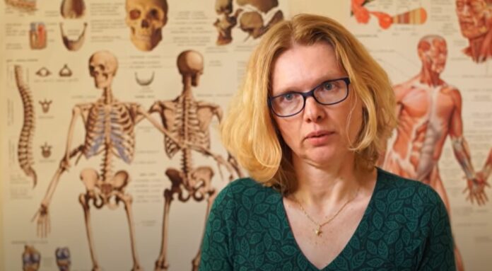 Očkovanie ľudí po prekonaní Covid-19