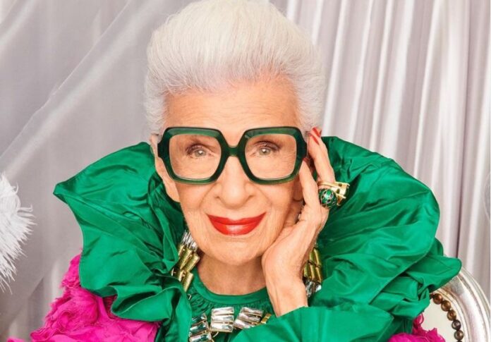 Najstaršia modelka Iris Apfel má 100 rokov
