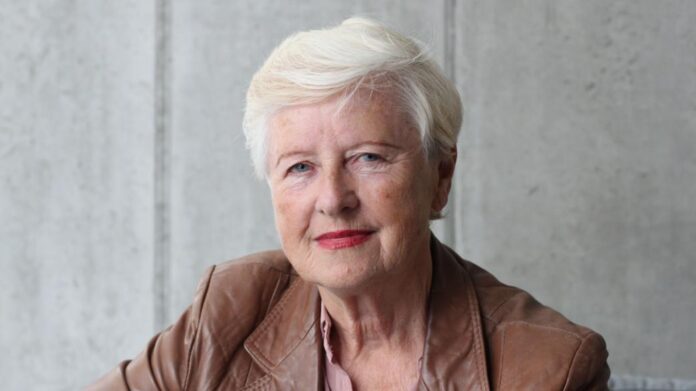 Prof. Hogenová: Aký je zmysel života, ako spoznať samého seba? Môžeme si vážiť si dobro bez bolesti?