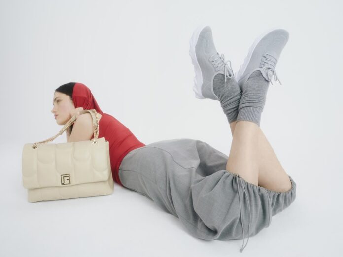 Béžová kabelka prichádza v nespočetnom množstve štýlov